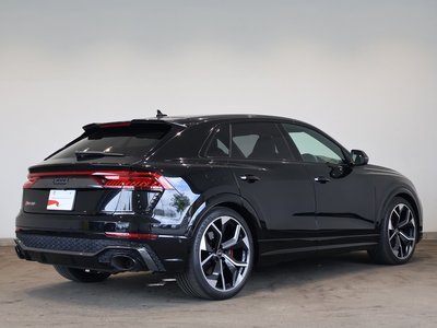 صورة 5 لـ 2021 AUDI RS Q8