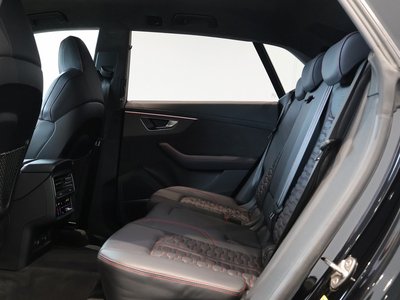 صورة 19 لـ 2021 AUDI RS Q8