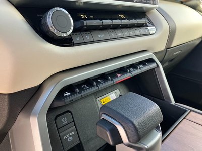 2024 Toyota TUNDRA — фото 15