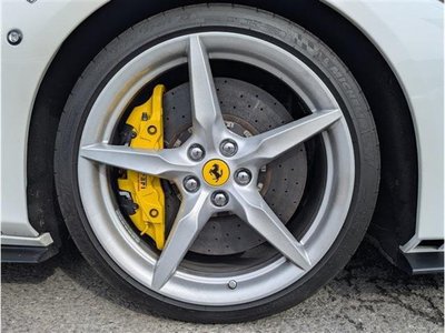 صورة 13 لـ 2023 Ferrari F8 SPIDER