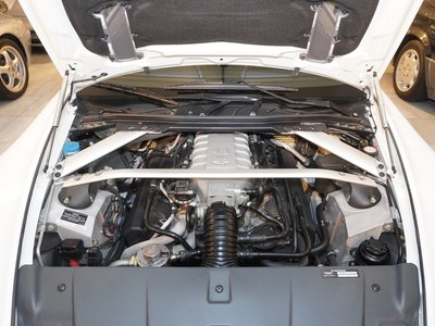 صورة 8 لـ 2008 Aston Martin V8