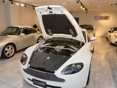صورة 45 لـ 2008 Aston Martin V8