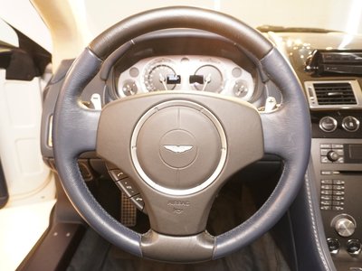 صورة 56 لـ 2008 Aston Martin V8