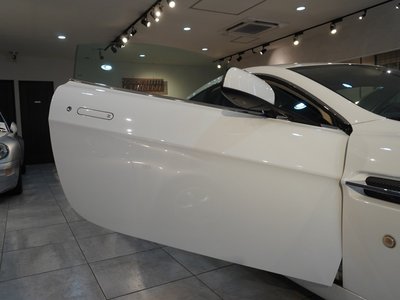 صورة 30 لـ 2008 Aston Martin V8