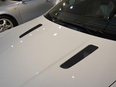 صورة 22 لـ 2008 Aston Martin V8