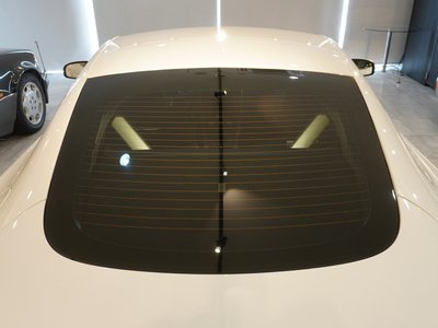 صورة 37 لـ 2008 Aston Martin V8
