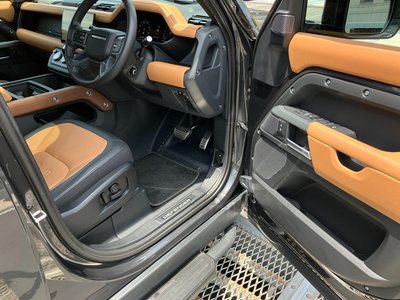 2024 LAND Rover DEFENDER thumbnail 29