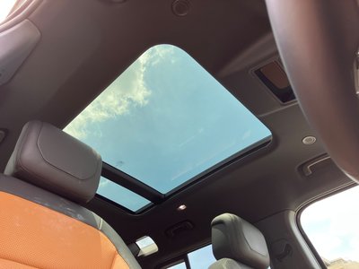 2024 LAND Rover DEFENDER photo 8