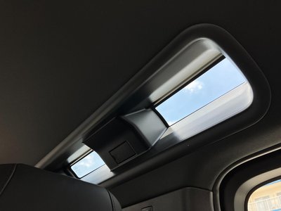 2024 LAND Rover DEFENDER photo 10