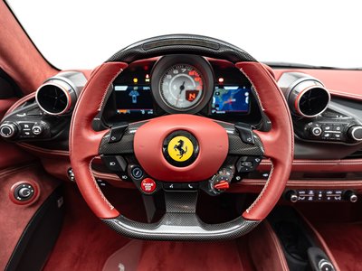 صورة 14 لـ 2023 Ferrari F8 SPIDER