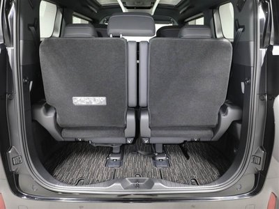 2024 Toyota ALPHARD — фото 21