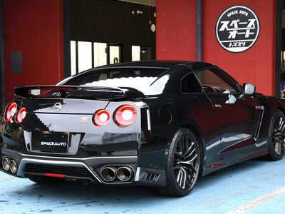 2016 Nissan GT-R — миниатюра 3