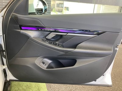 2025 BMW 5 SERIES TOURING thumbnail 59