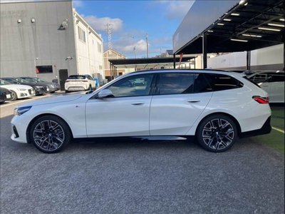 2025 BMW 5 SERIES TOURING thumbnail 17