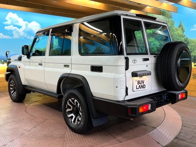 2025 Toyota LAND CRUISER 70 thumbnail 26