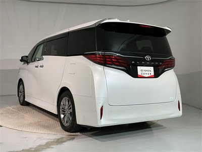 صورة 5 لـ 2023 Toyota ALPHARD