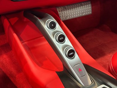 صورة 38 لـ 2018 Ferrari 812 SUPERFAST
