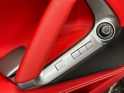 صورة 26 لـ 2018 Ferrari 812 SUPERFAST