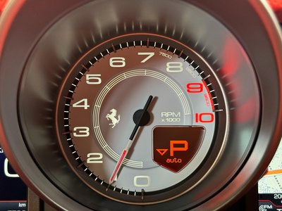 صورة 34 لـ 2018 Ferrari 812 SUPERFAST