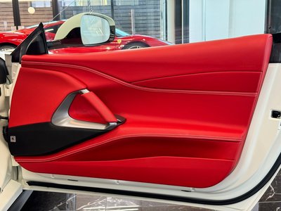 صورة 45 لـ 2018 Ferrari 812 SUPERFAST