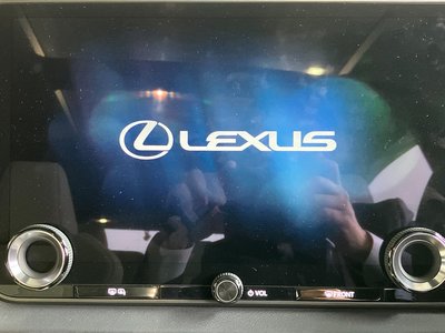 2025 Lexus RX — фото 8