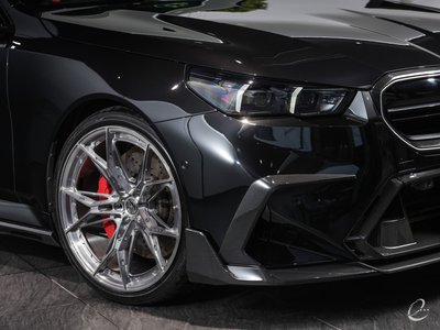 2025 BMW M5 TOURING thumbnail 19