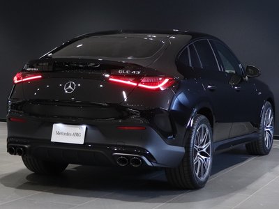2025 Mercedes-BENZ GLC AMG 照片 12