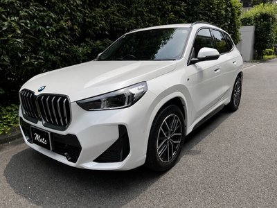2024 BMW X1 photo 1