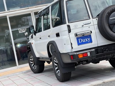 2025 Toyota LAND CRUISER 70 — миниатюра 34