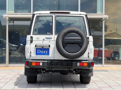 2025 Toyota LAND CRUISER 70 — миниатюра 31