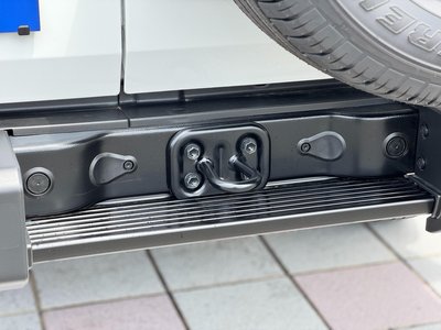 2025 Toyota LAND CRUISER 70 — миниатюра 40