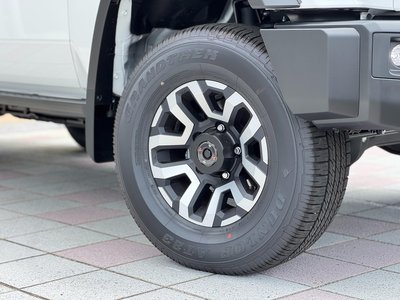 2025 Toyota LAND CRUISER 70 — миниатюра 28
