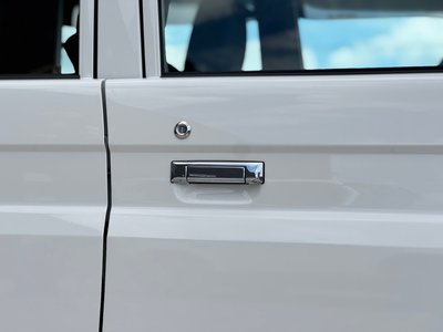 2025 Toyota LAND CRUISER 70 — миниатюра 26
