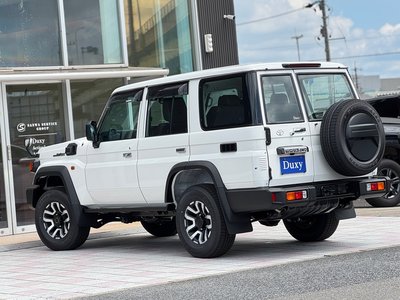 2025 Toyota LAND CRUISER 70 — миниатюра 33