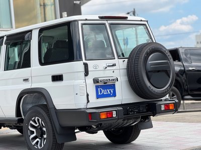 2025 Toyota LAND CRUISER 70 — миниатюра 35
