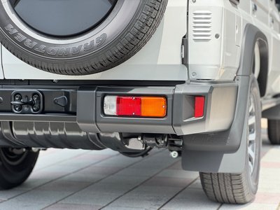 2025 Toyota LAND CRUISER 70 — миниатюра 42