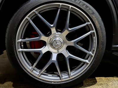 صورة 16 لـ 2019 Mercedes-BENZ GLC AMG