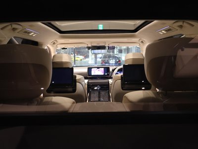 2025 Toyota CENTURY 缩略图 71