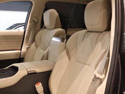 2025 Toyota CENTURY 缩略图 18