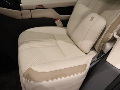 2025 Toyota CENTURY 缩略图 25