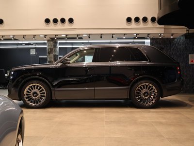 2025 Toyota CENTURY 照片 5