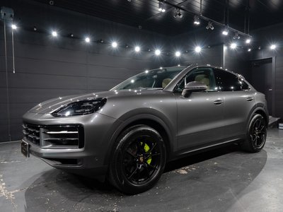 2023 Porsche CAYENNE thumbnail 32