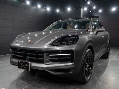 2023 Porsche CAYENNE thumbnail 33