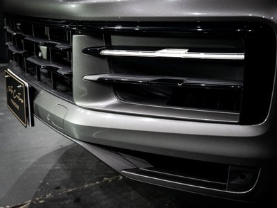 2023 Porsche CAYENNE thumbnail 58