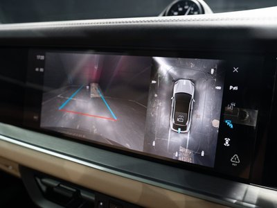 2023 Porsche CAYENNE photo 12