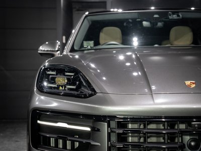 2023 Porsche CAYENNE thumbnail 51