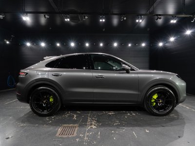2023 Porsche CAYENNE thumbnail 25