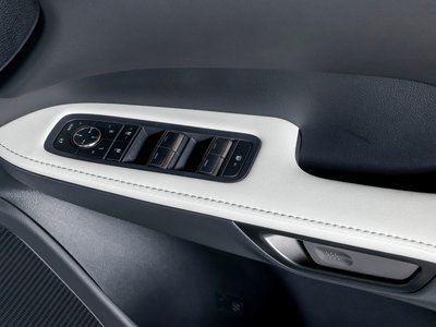 2025 Lexus RX 照片 25