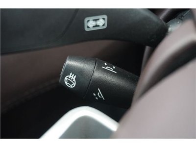 صورة مصغرة 29 لـ 2023 Aston Martin DBX