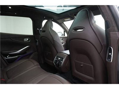 صورة مصغرة 64 لـ 2023 Aston Martin DBX